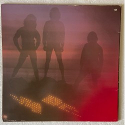 Bee Gees – Spirits Having Flown