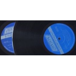 The Moody Blues – Caught Live +5 / 2xLP