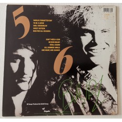 Billy Idol – Whiplash Smile